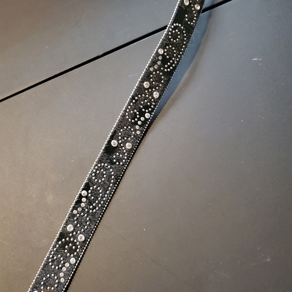 Belt W/Buckle - Picture 3 of 3